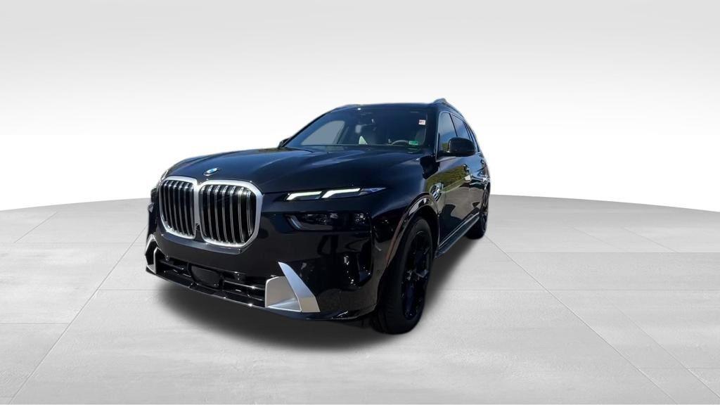 new 2026 BMW X7 car, priced at $95,275