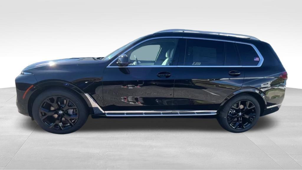 new 2026 BMW X7 car, priced at $95,275