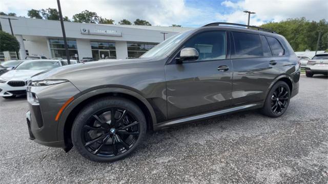 new 2025 BMW X7 car, priced at $95,870