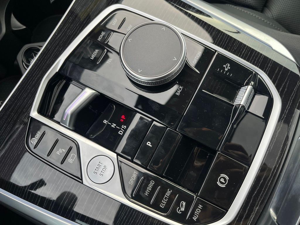 new 2026 BMW X5 PHEV car, priced at $83,725