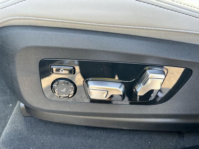used 2025 BMW X7 car, priced at $80,995