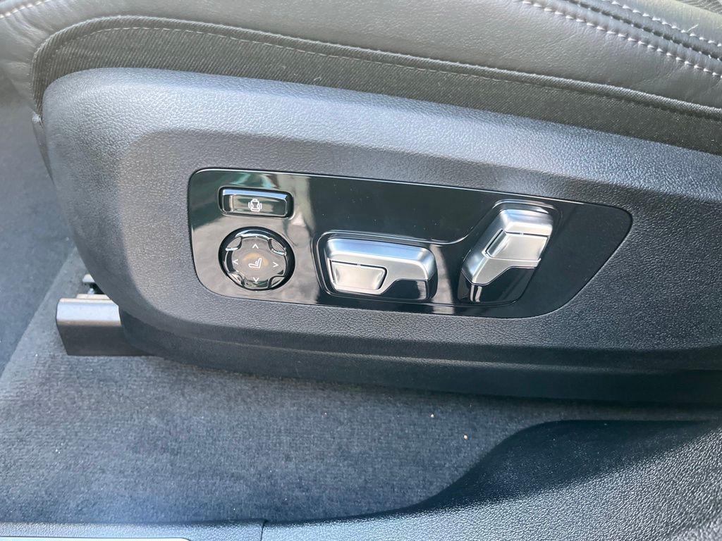 new 2026 BMW X6 car, priced at $103,375