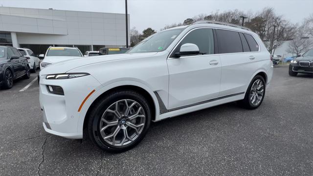 new 2025 BMW X7 car, priced at $91,105