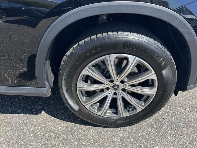used 2024 Mercedes-Benz GLC 300 car, priced at $43,995