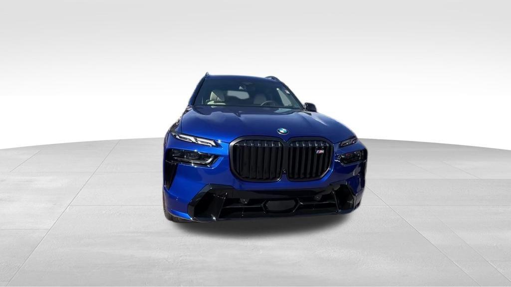 new 2026 BMW X7 car, priced at $120,480