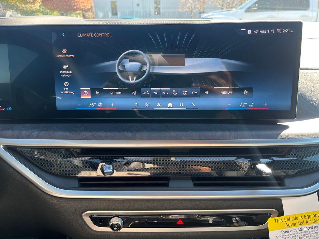 new 2026 BMW X7 car, priced at $95,580