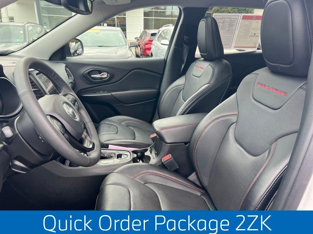 used 2023 Jeep Cherokee car, priced at $25,199