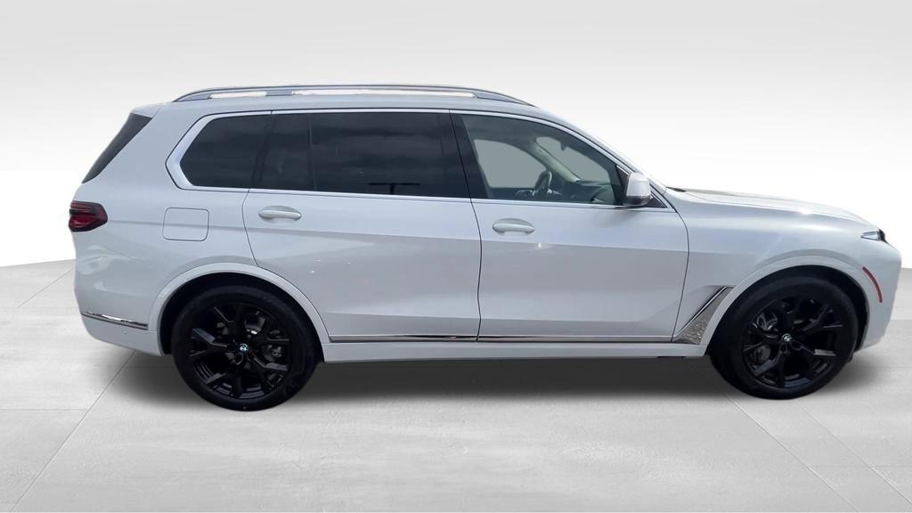 new 2026 BMW X7 car, priced at $88,580