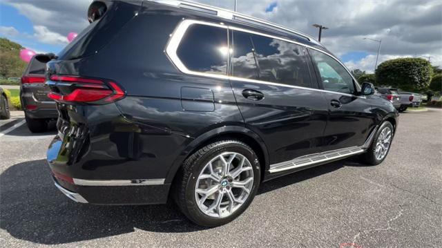 new 2025 BMW X7 car, priced at $90,655