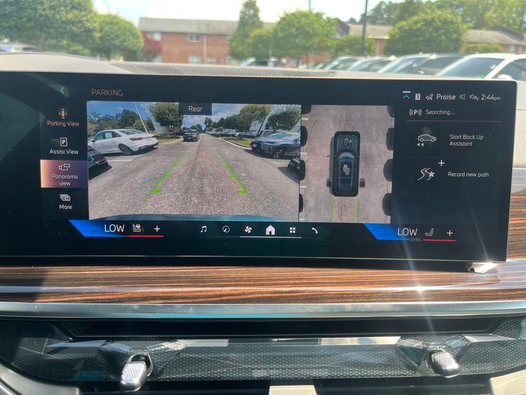 new 2026 BMW X7 car, priced at $99,740