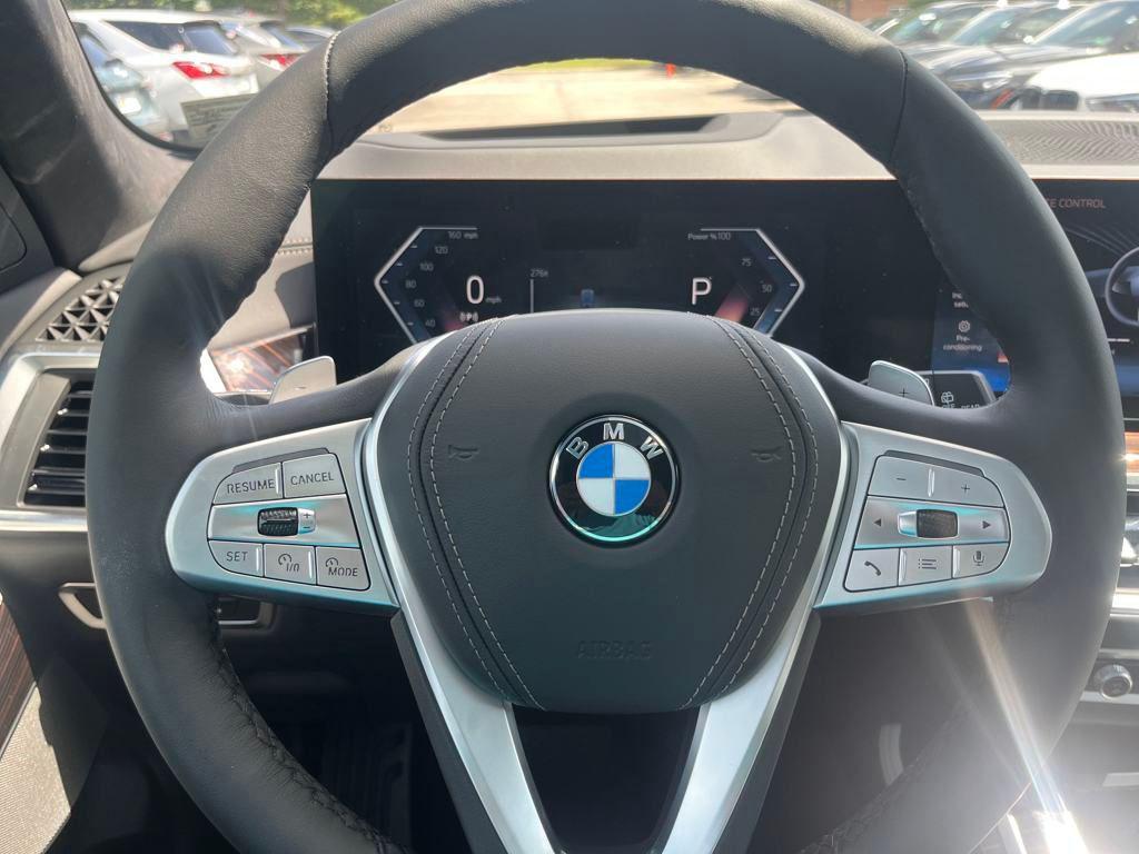 new 2026 BMW X7 car, priced at $99,740