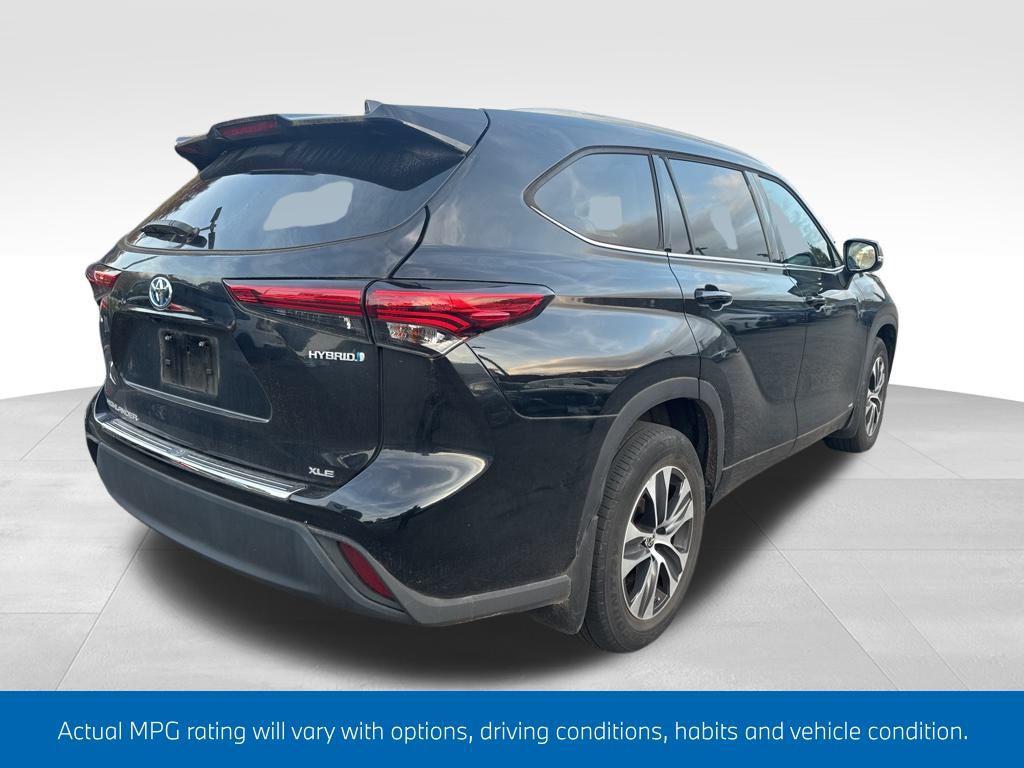used 2022 Toyota Highlander Hybrid car, priced at $36,860