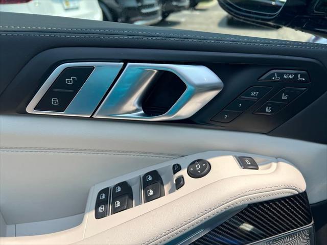 new 2026 BMW X7 car, priced at $126,930