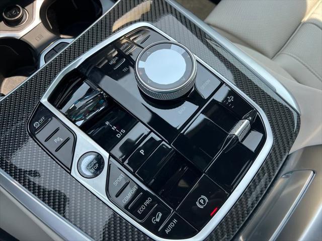new 2026 BMW X7 car, priced at $126,930