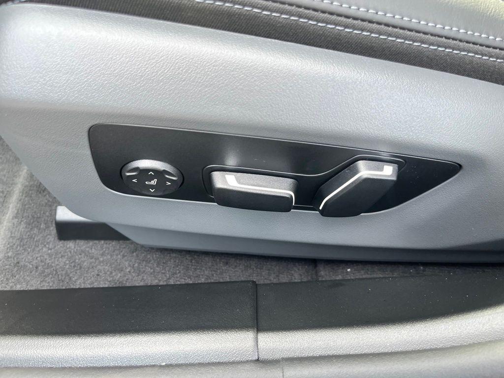 new 2026 BMW 550e car, priced at $90,740