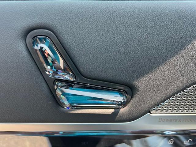 new 2025 BMW 740 car, priced at $100,945
