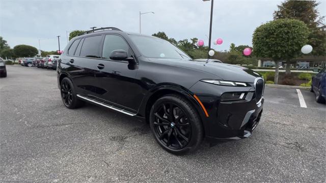 new 2025 BMW X7 car, priced at $89,275