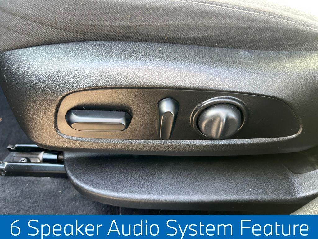 used 2021 Chevrolet Equinox car, priced at $15,995