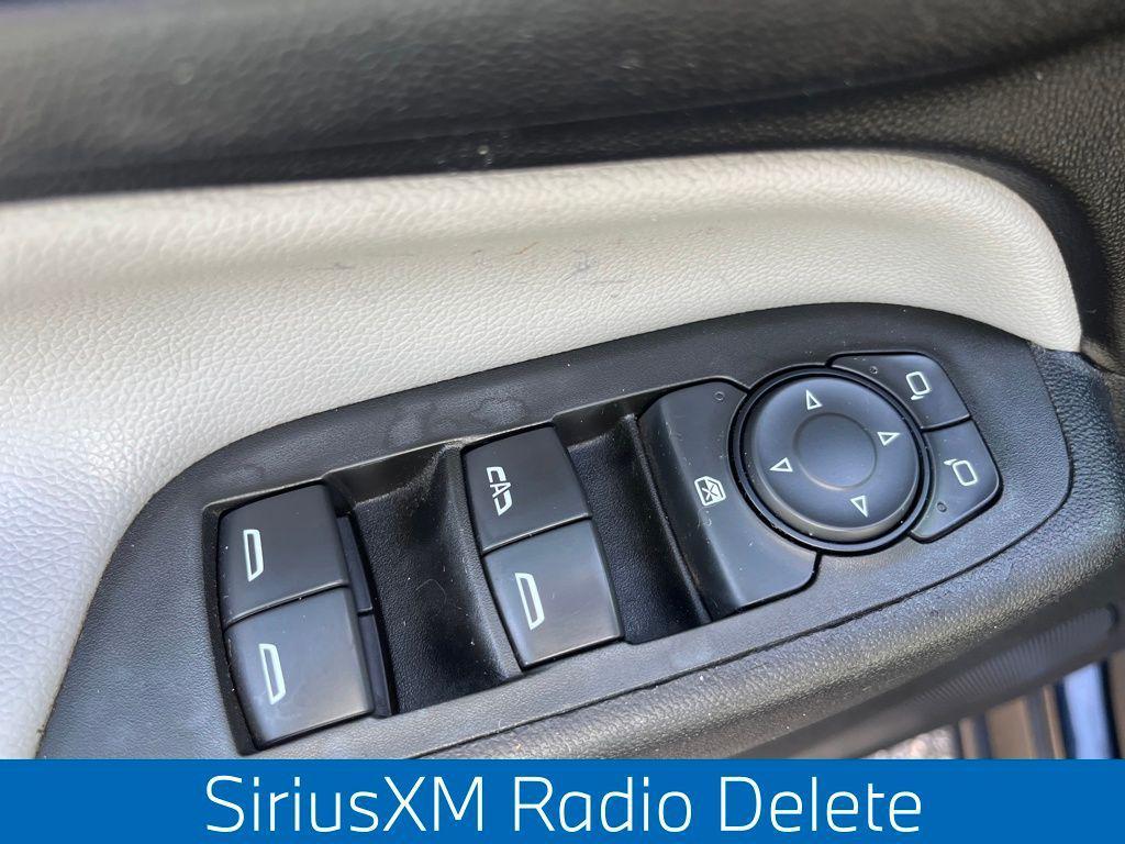 used 2021 Chevrolet Equinox car, priced at $15,995