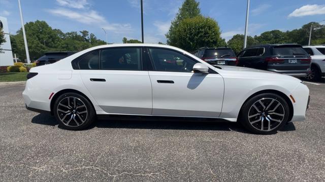 new 2025 BMW 760 car, priced at $131,925