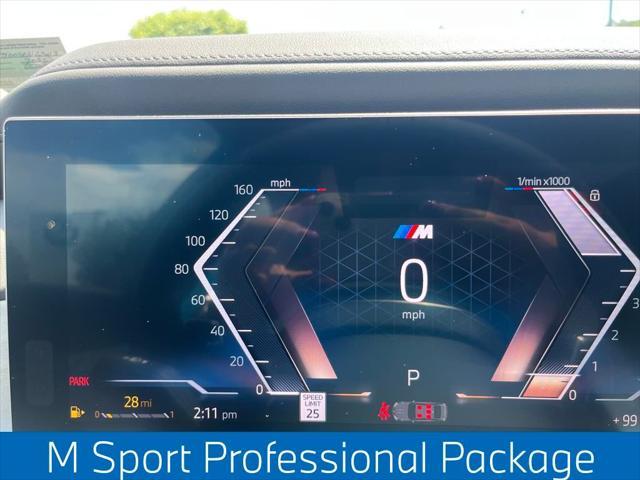 new 2025 BMW 760 car, priced at $133,175