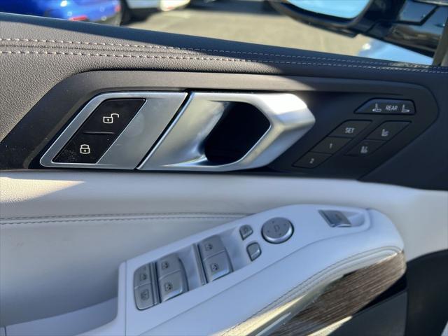 new 2025 BMW X7 car, priced at $121,750