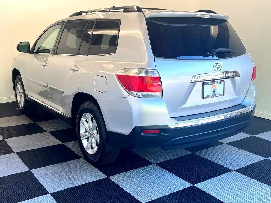 used 2013 Toyota Highlander car, priced at $12,900
