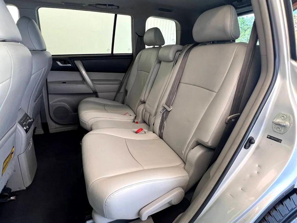 used 2013 Toyota Highlander car, priced at $12,900