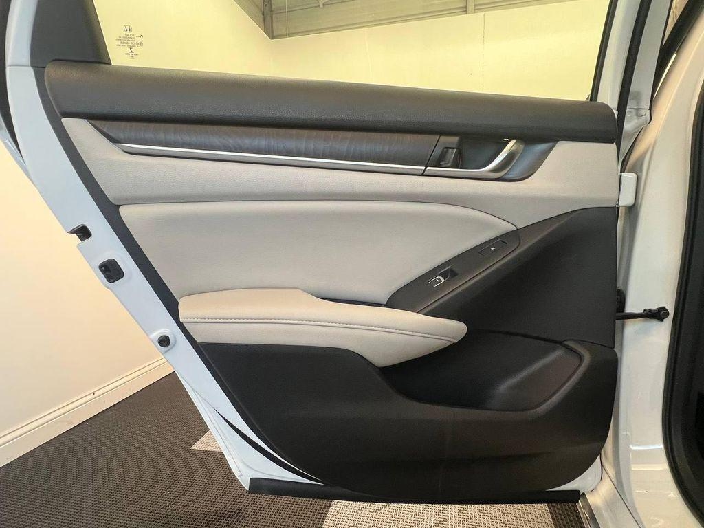 used 2021 Honda Accord Hybrid car, priced at $18,900