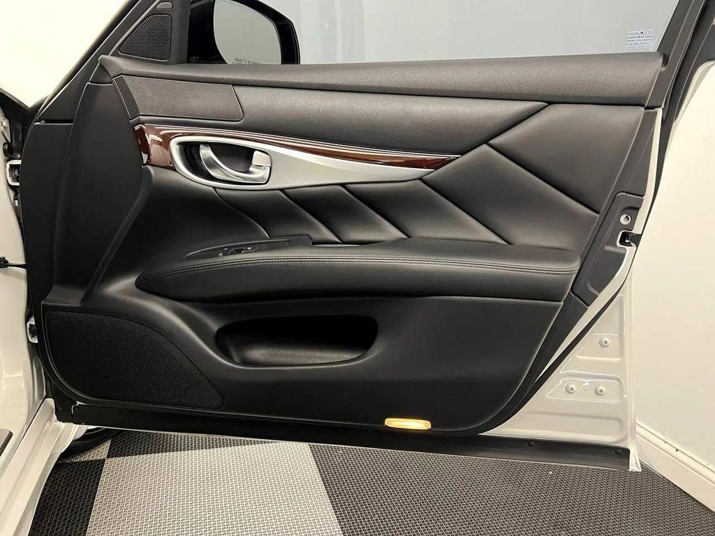 used 2015 INFINITI Q70 car, priced at $17,500