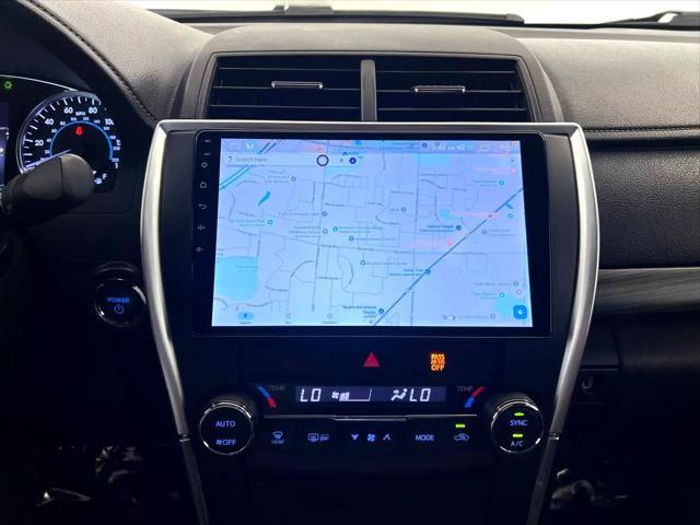 used 2015 Toyota Camry Hybrid car, priced at $7,500