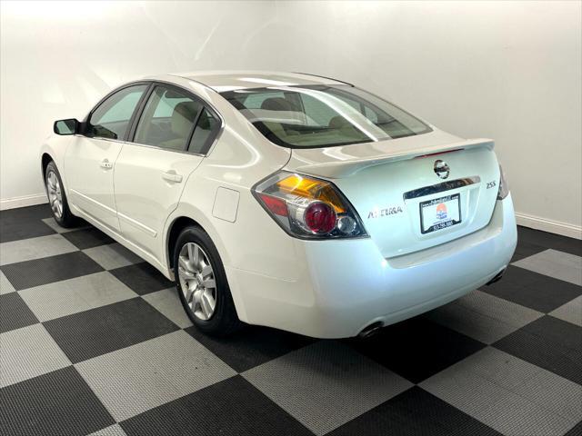 used 2009 Nissan Altima car, priced at $6,900