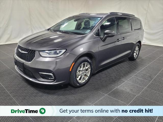 used 2022 Chrysler Pacifica car, priced at $18,995