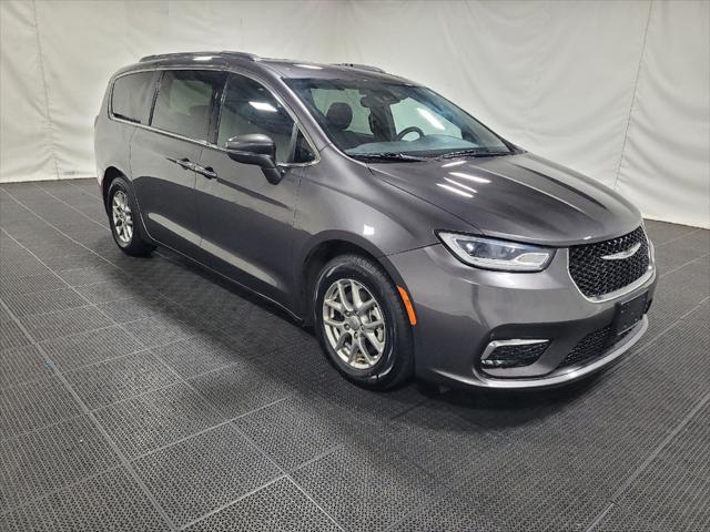 used 2022 Chrysler Pacifica car, priced at $18,995