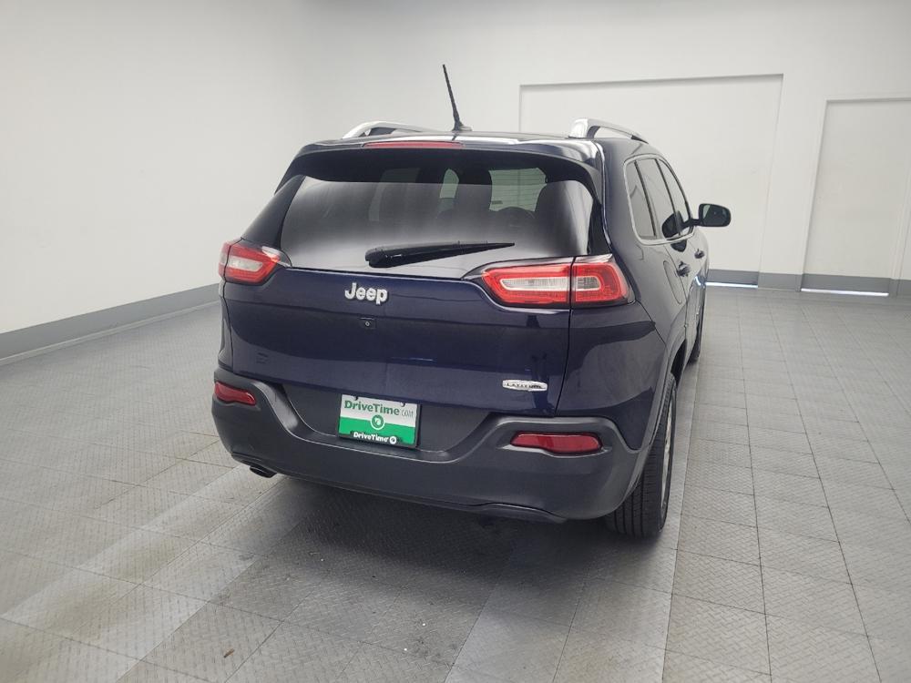 used 2016 Jeep Cherokee car, priced at $11,095