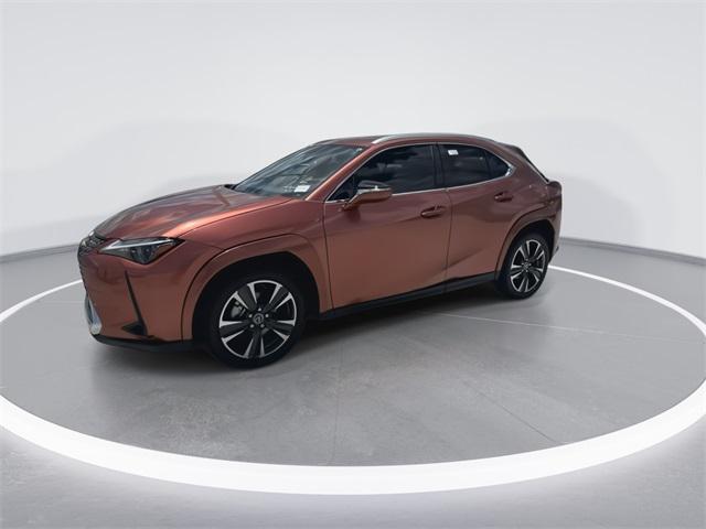 new 2025 Lexus UX 300h car, priced at $42,564