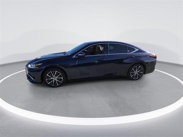 new 2025 Lexus ES 350 car, priced at $49,874