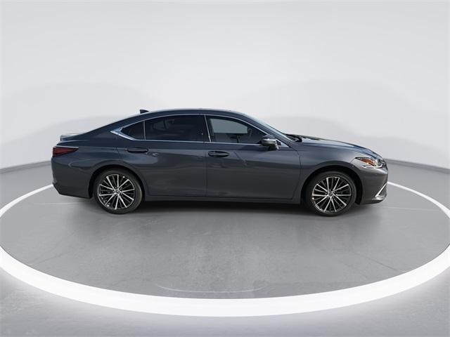 new 2025 Lexus ES 350 car, priced at $48,534