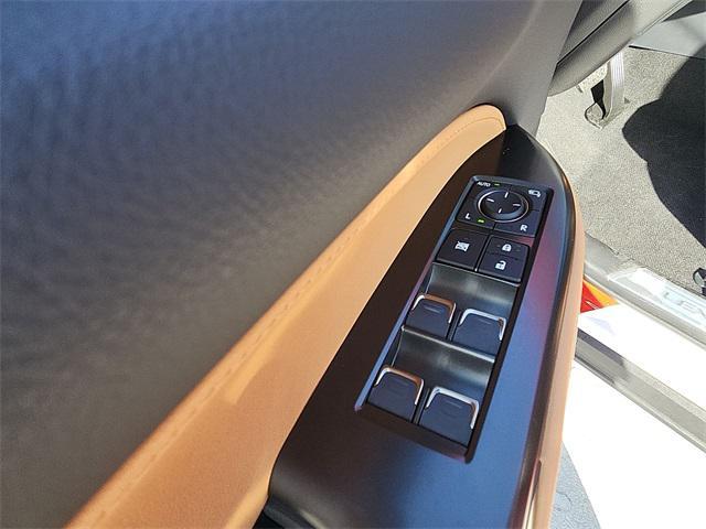 new 2025 Lexus NX 250 car, priced at $43,075