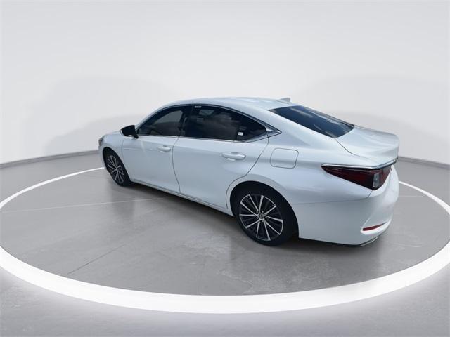 new 2025 Lexus ES 350 car, priced at $48,534