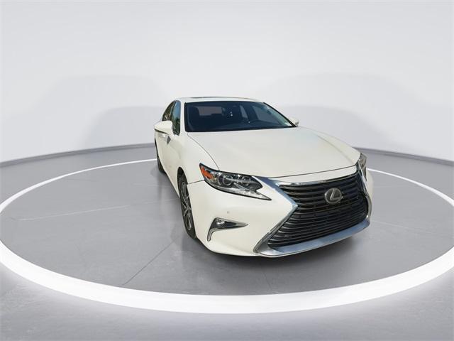 used 2018 Lexus ES 350 car, priced at $17,498