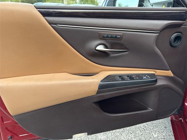 used 2021 Lexus ES 350 car, priced at $31,498