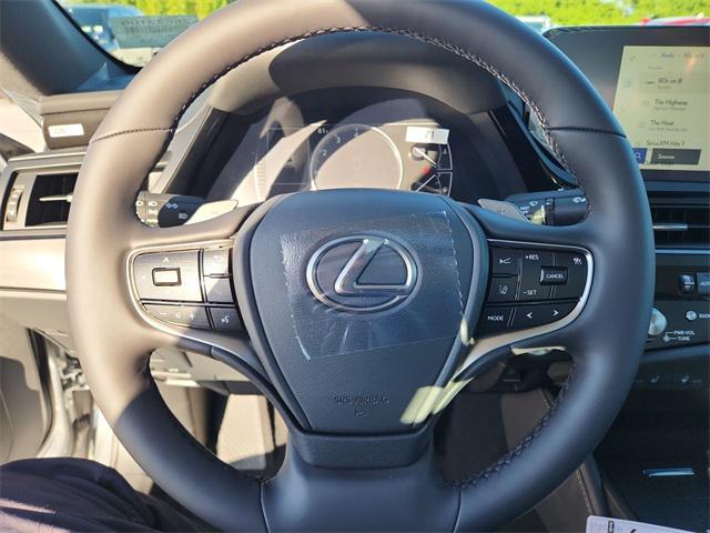 new 2025 Lexus ES 350 car, priced at $50,594