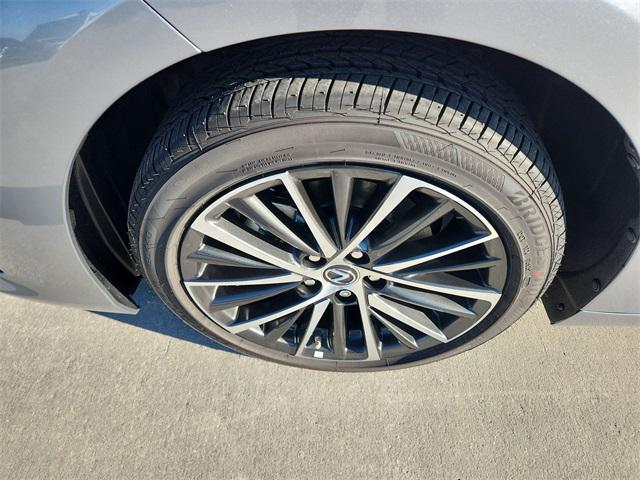 new 2025 Lexus ES 350 car, priced at $50,594