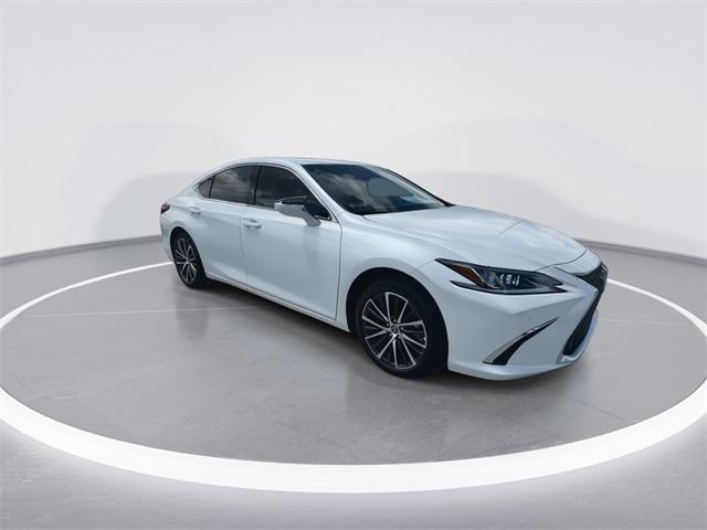 new 2025 Lexus ES 350 car, priced at $48,534