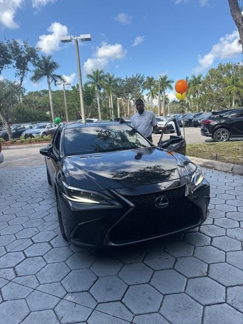 used 2022 Lexus ES 350 car, priced at $37,898