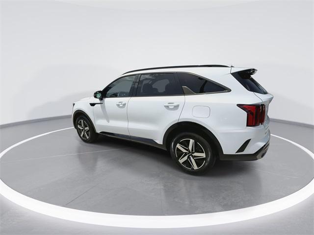 used 2023 Kia Sorento car, priced at $30,498
