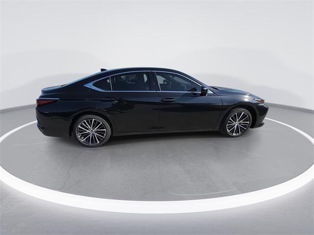 new 2025 Lexus ES 350 car, priced at $48,254