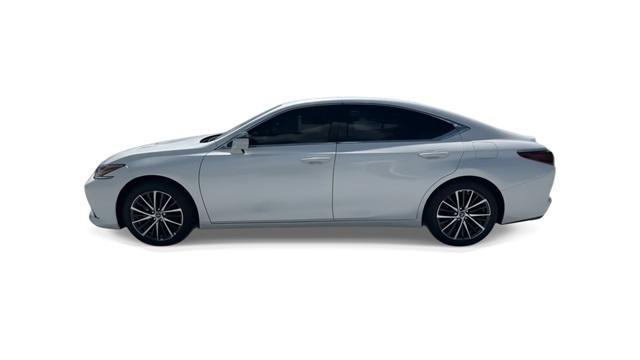 new 2025 Lexus ES 350 car, priced at $48,534