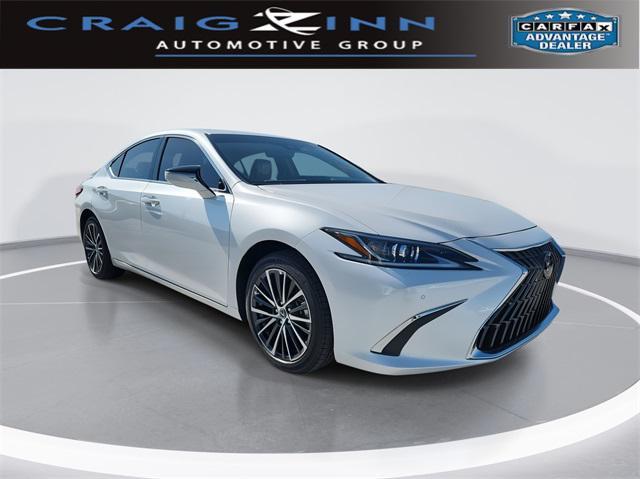 new 2025 Lexus ES 300h car, priced at $51,194